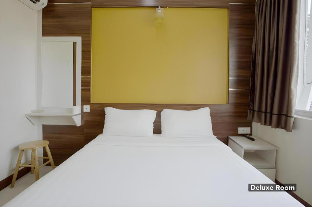 Golden Night Hotel Subang Jaya Ngoại thất bức ảnh