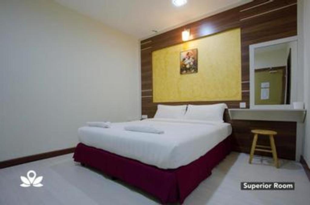 Golden Night Hotel Subang Jaya Ngoại thất bức ảnh