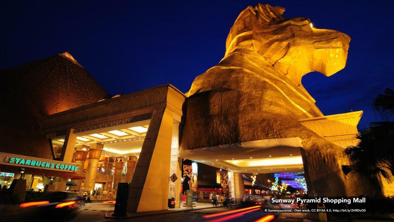 Golden Night Hotel Subang Jaya Ngoại thất bức ảnh